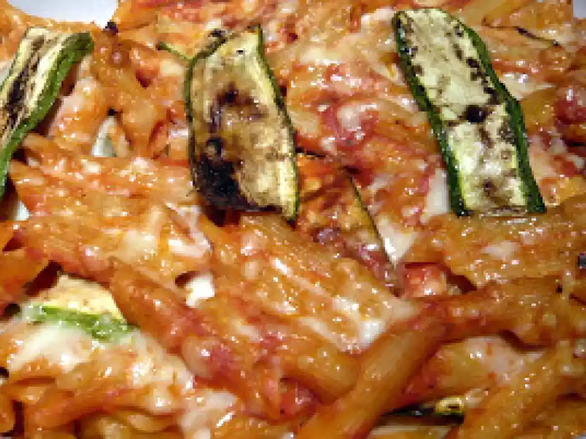 Pasta al forno zucchine e provola