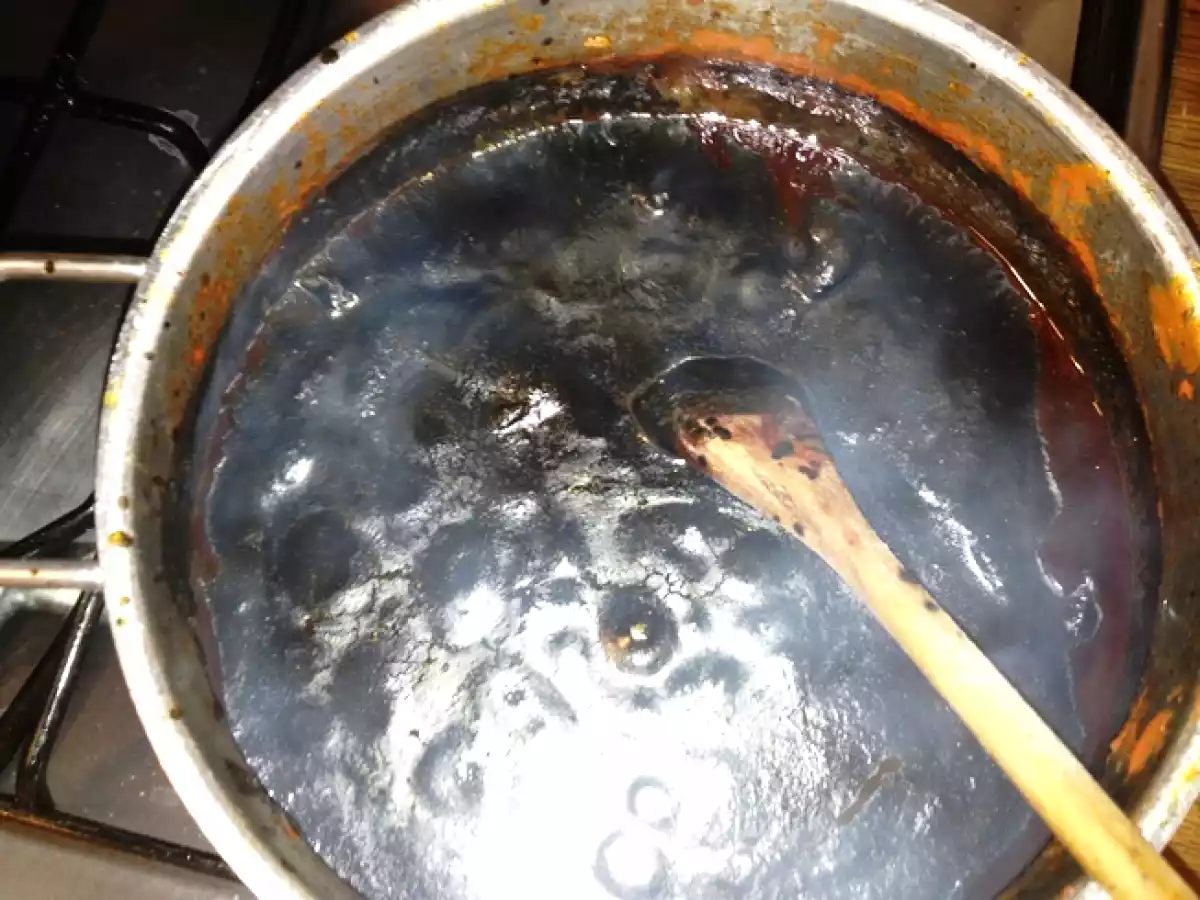 Pasta al nero di seppia con vongole - foto 8