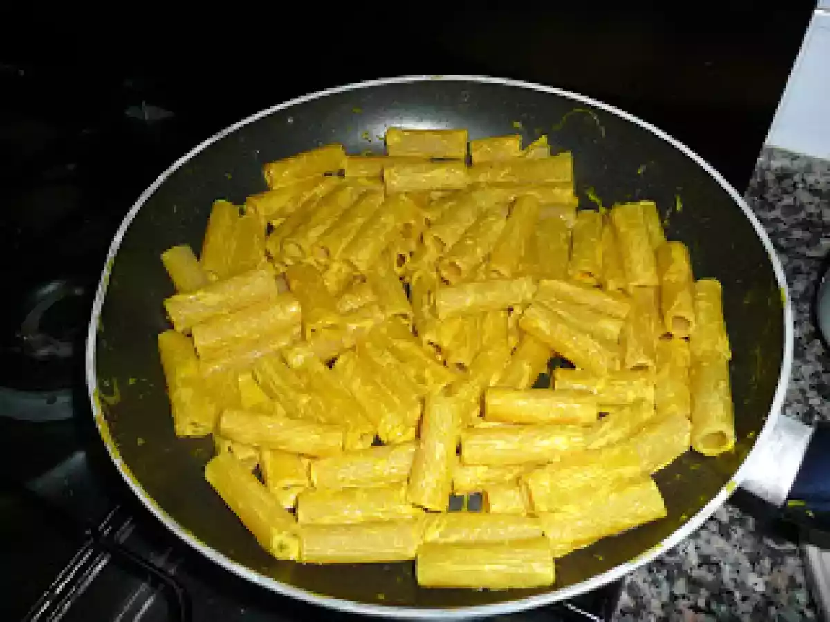 Pasta allo zafferano