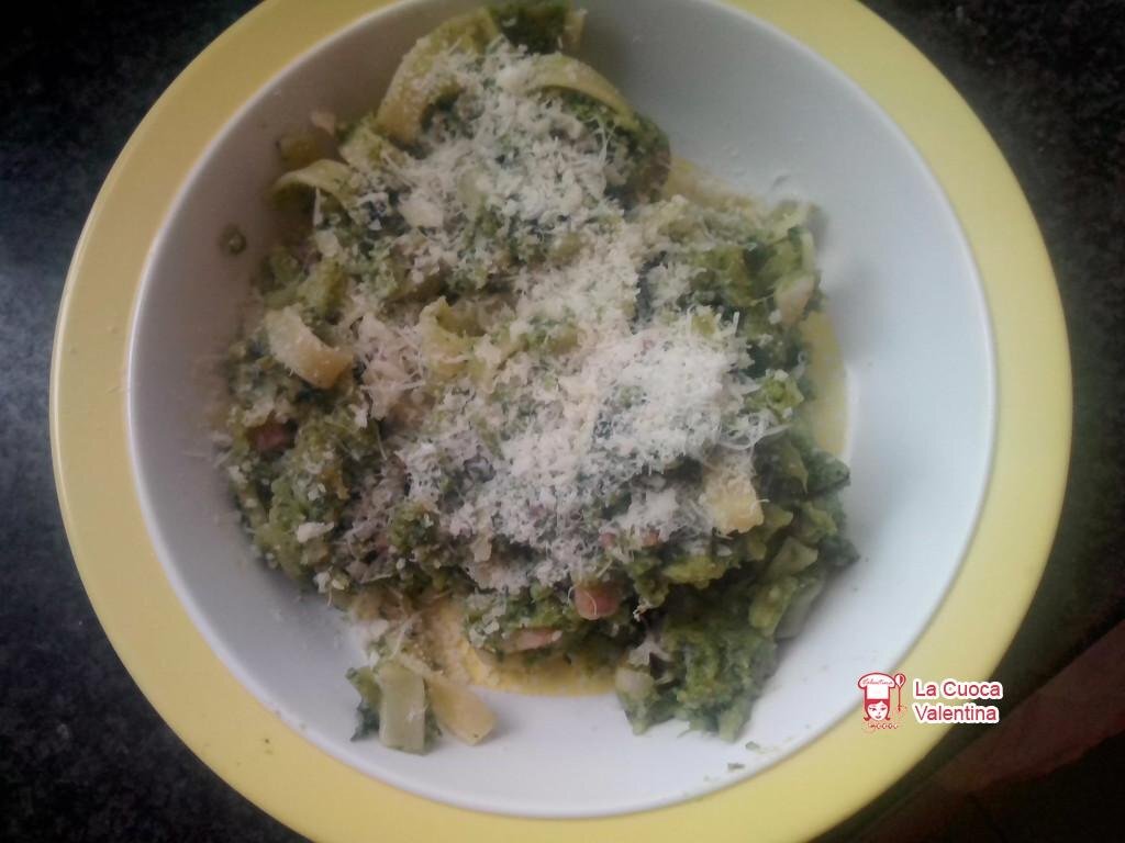 Pasta con broccoli e pancetta Ricetta Petitchef