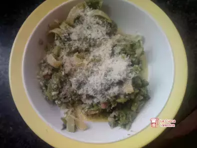 Pasta con broccoli e pancetta