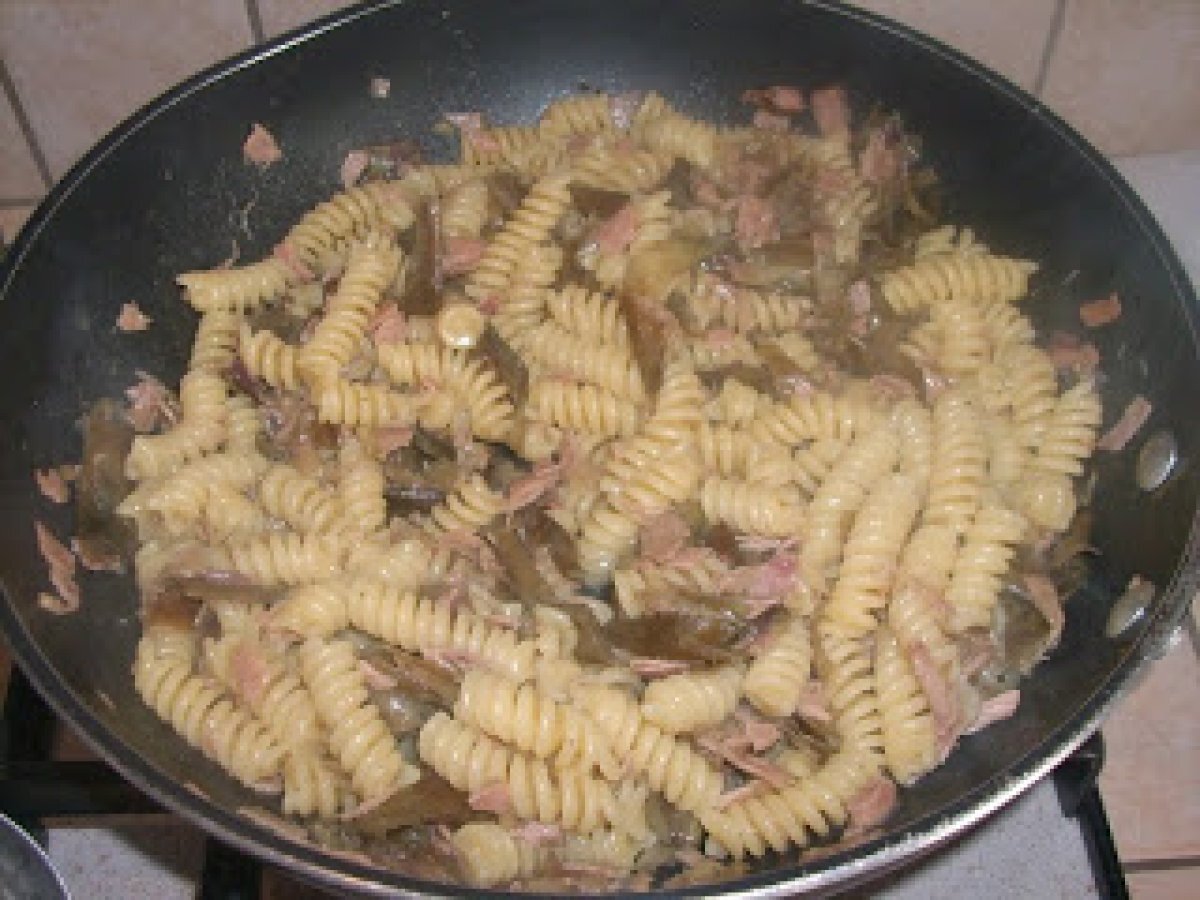 Pasta con carciofi e prosciutto cotto - foto 2