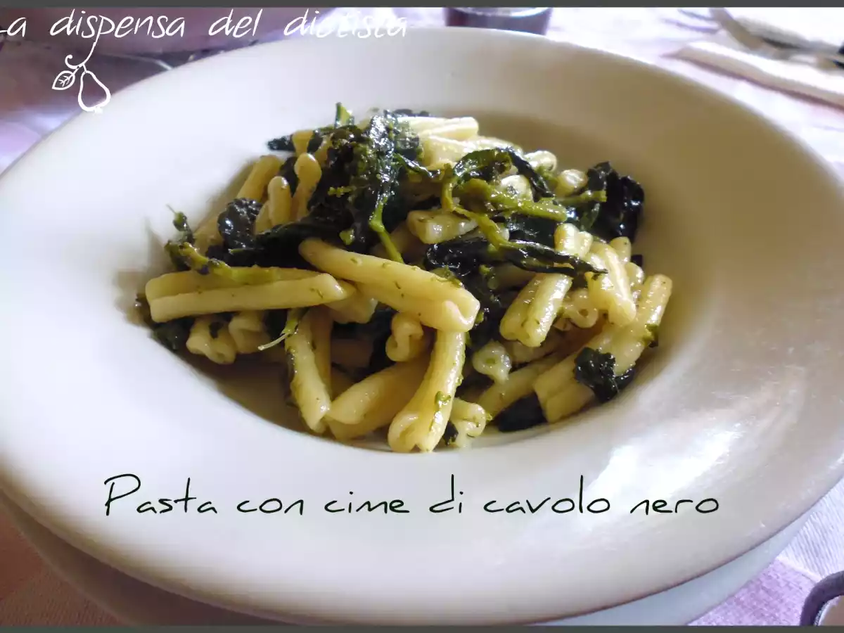 Pasta con cime di cavolo nero