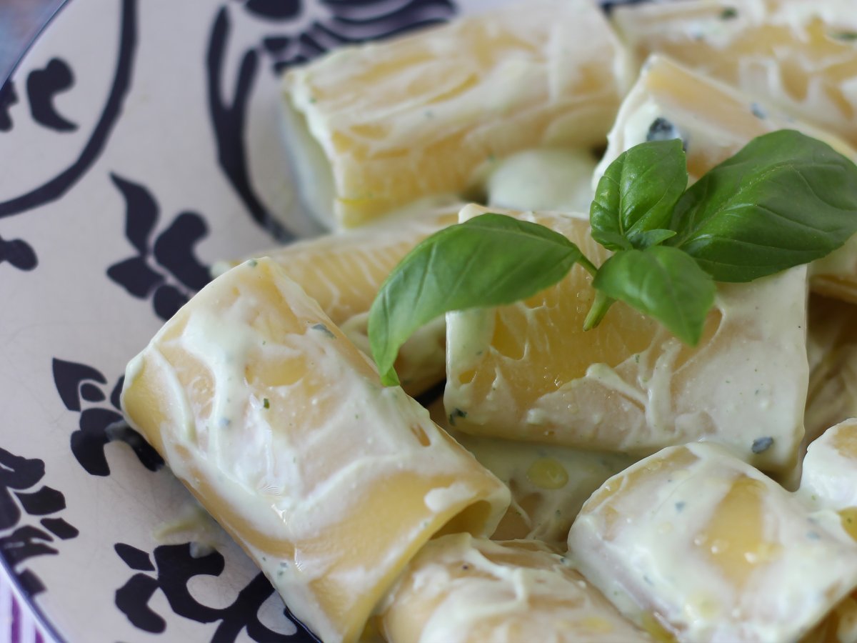Pasta con crema di ricotta e basilico - foto 3