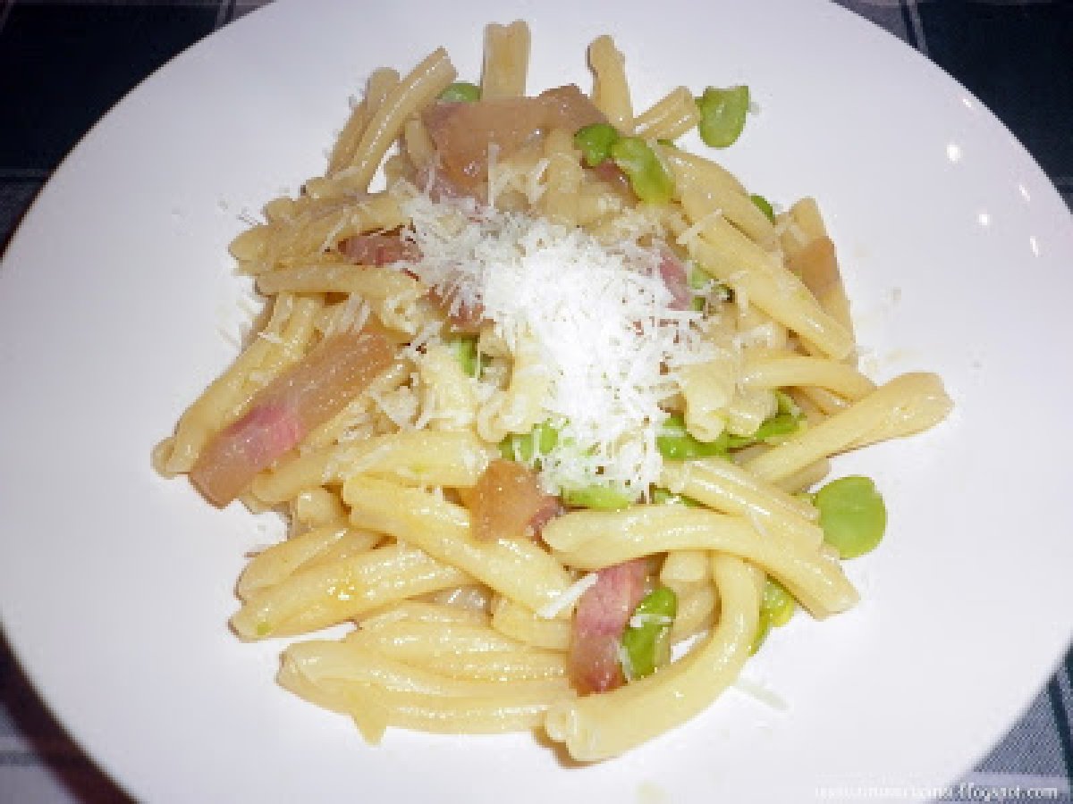 PASTA CON FAVE E PECORINO - foto 2