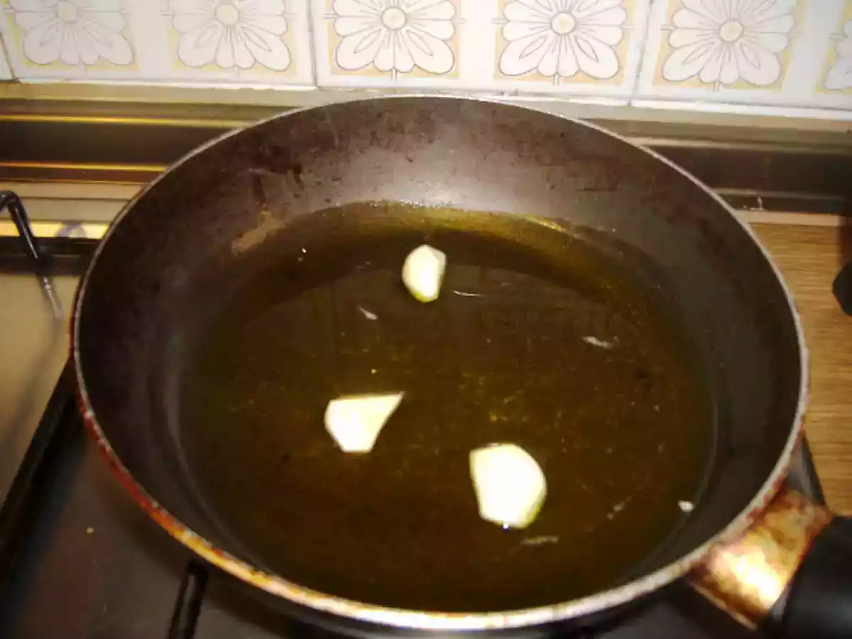 Pasta con pesto di melanzane e mandorle - foto 3