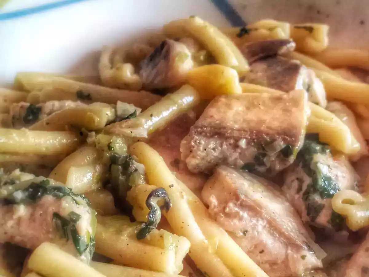 Pasta con sgombro e zenzero