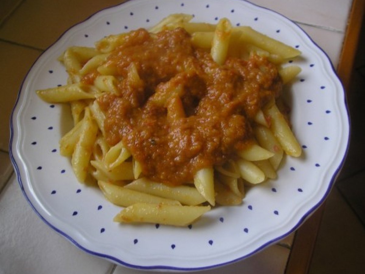 Pasta con sugo alla genovese