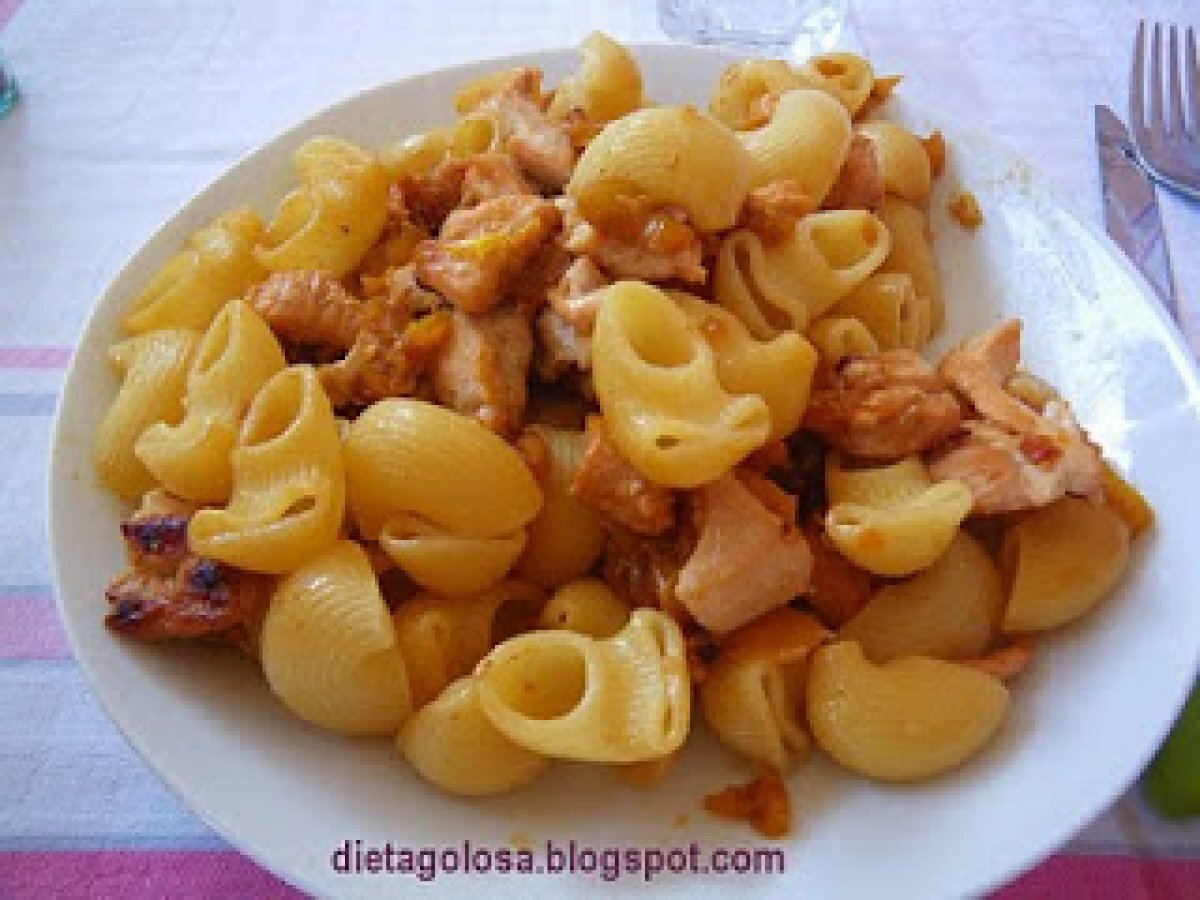 Pasta con Tacchino, Bruschetta con Uovo e Verdure