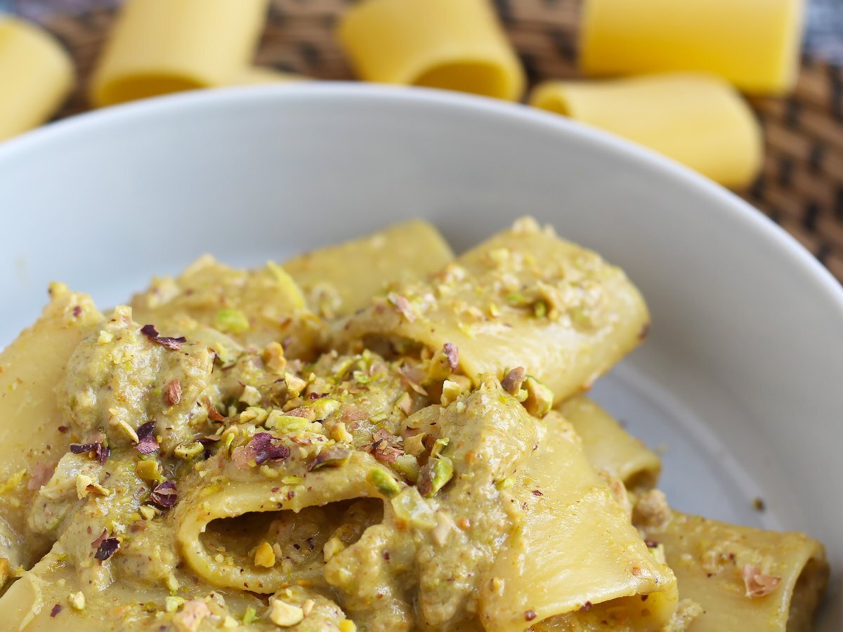 Pasta con tonno, pistacchi e limone - foto 4