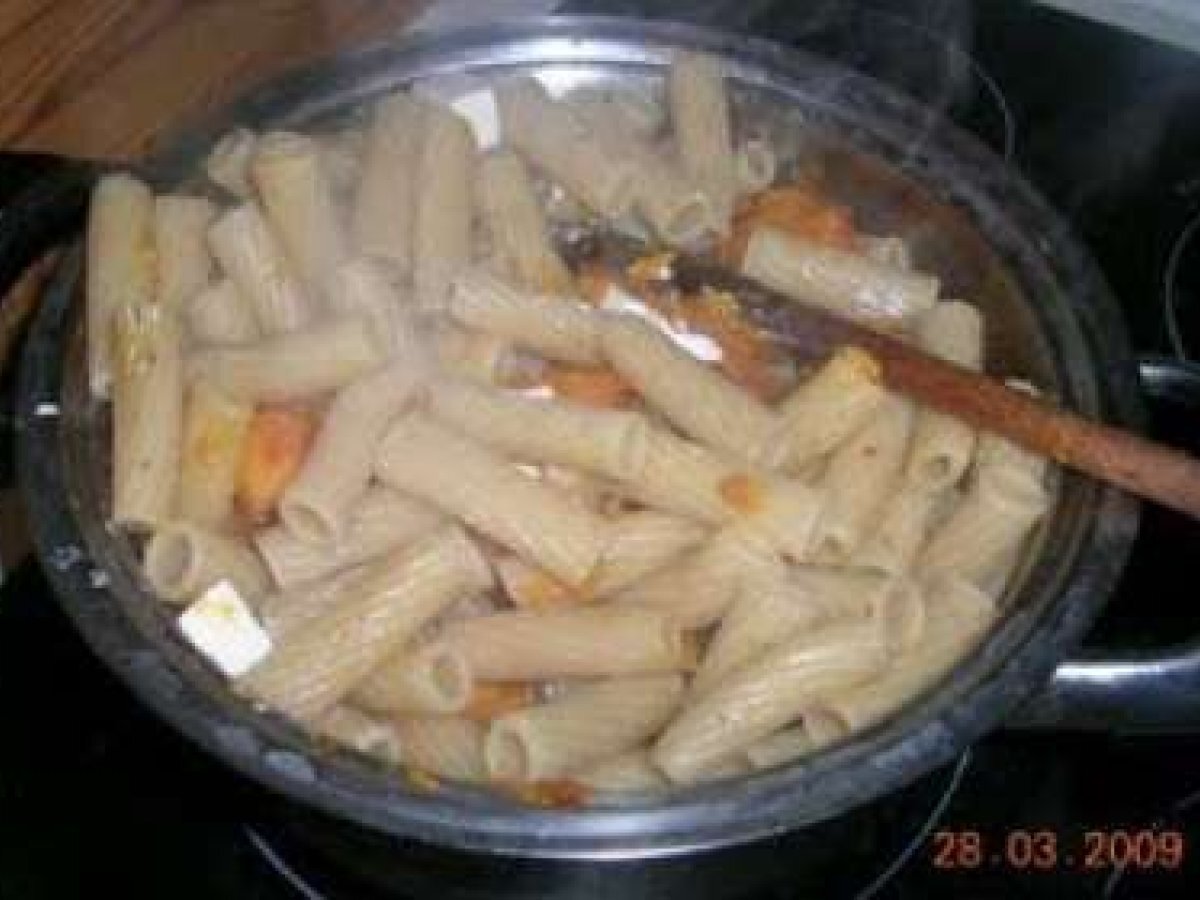 Pasta con zucca e philadelphia