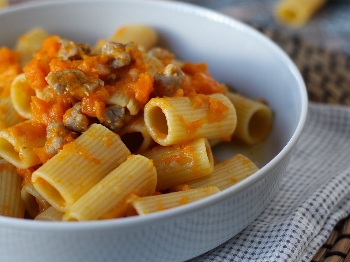 Pasta con zucca e salsiccia - foto 3