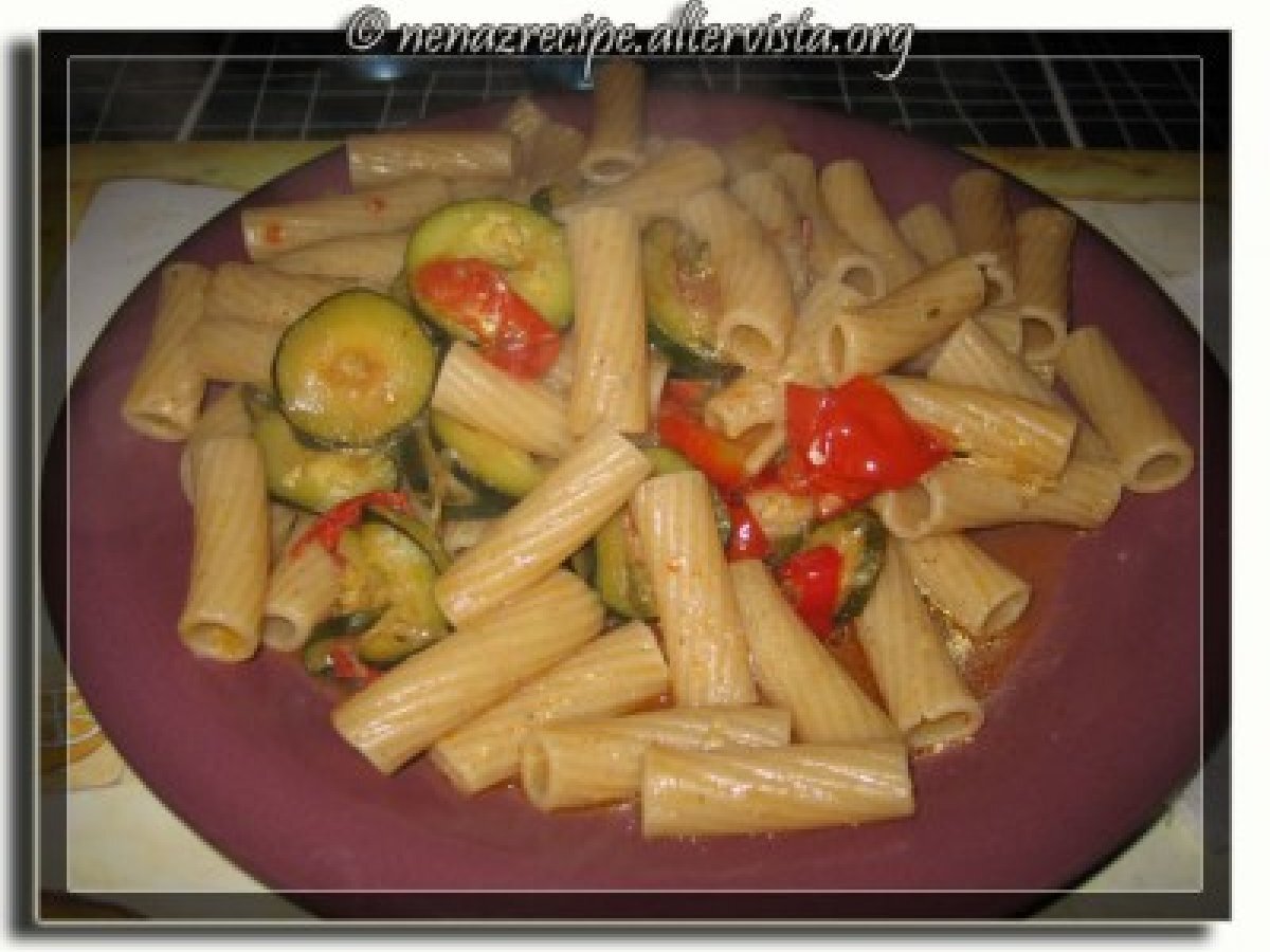 Pasta con Zucchine e Pomodorini