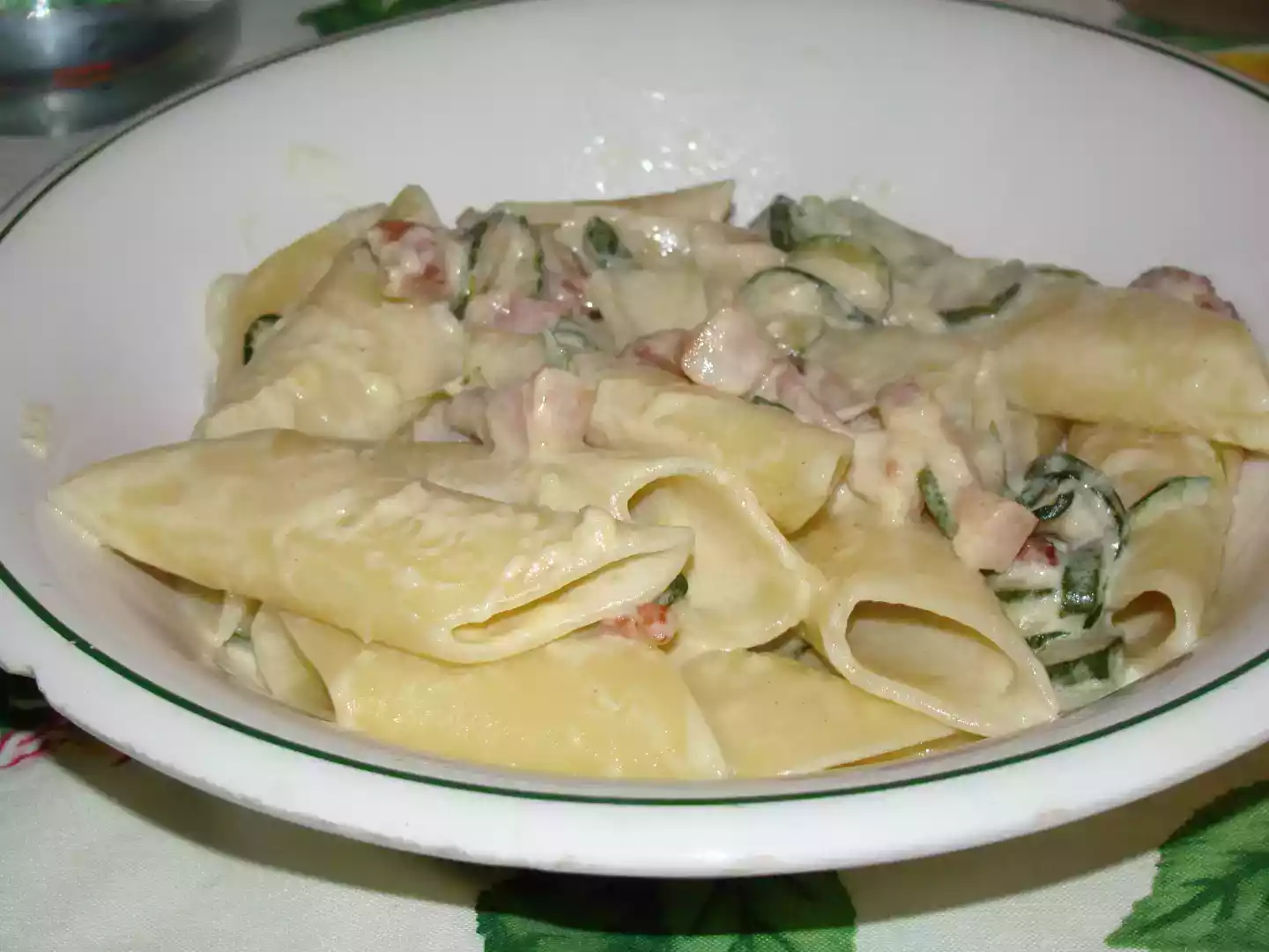 Ricetta pasta con zucchine, pancetta e philadelphia