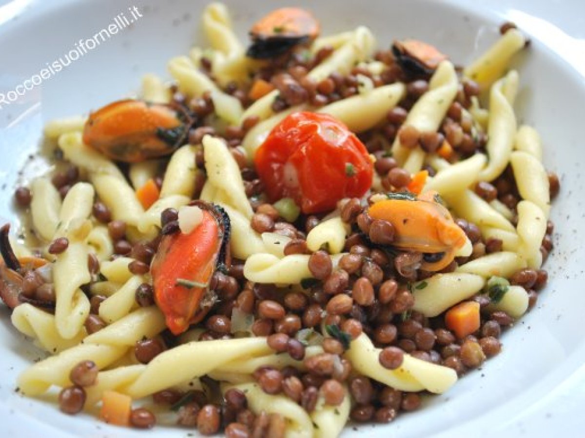 Pasta cozze e lenticchie