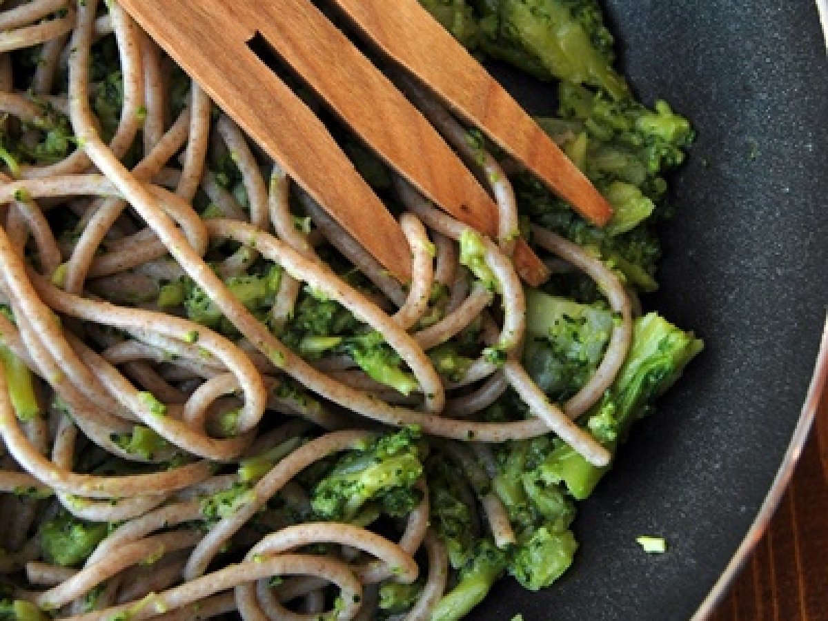 PASTA DI FARRO CON I BROCCOLI - foto 2