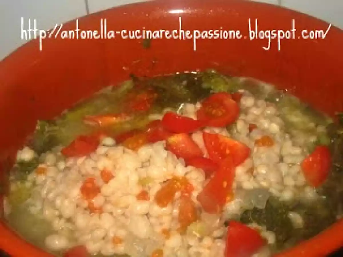 Pasta, fagioli del purgatorio e cavolo nero