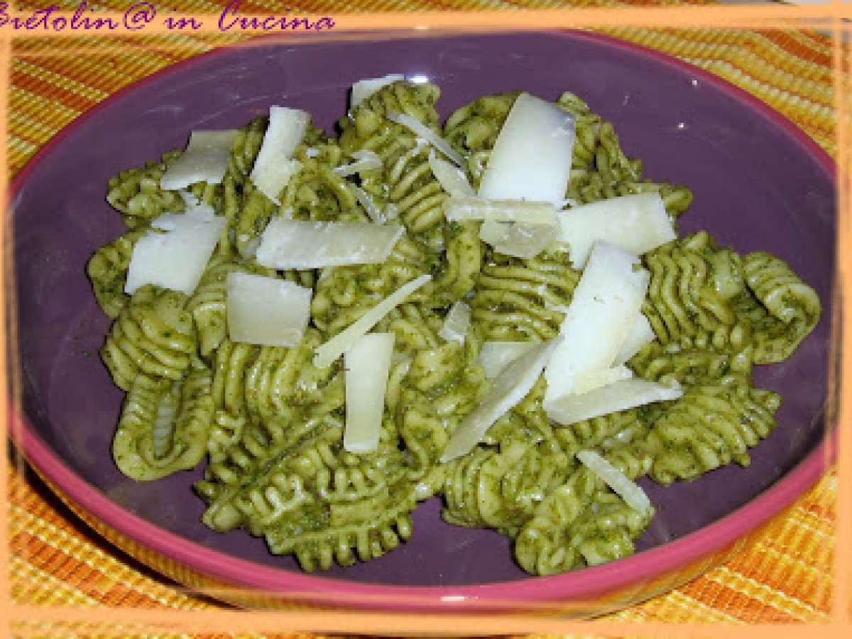 PASTA FREDDA al PESTO MEDITERRANEO