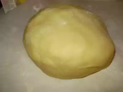 Pasta frolla sabbiosa adatta per crostate di frutta
