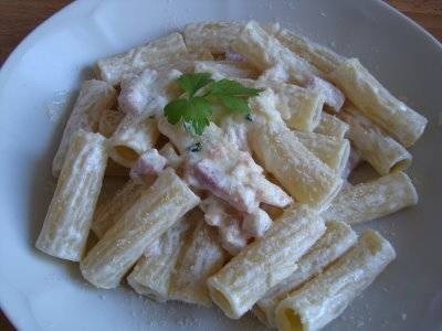 Pasta panna e prosciutto - Ricetta Petitchef