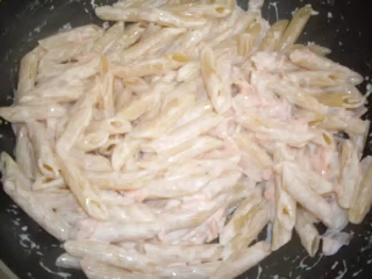 Pasta panna e salmone: facile e sempre di successo - foto 2