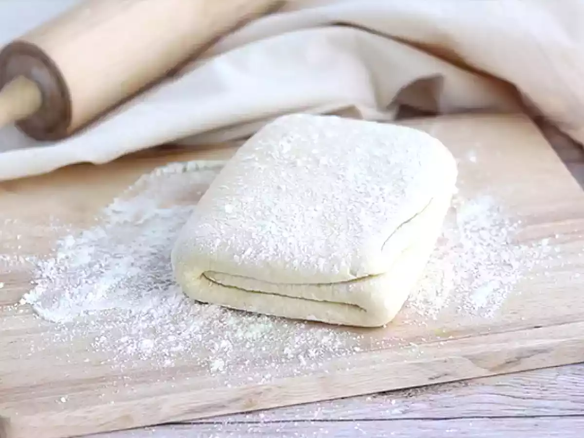 Pasta sfoglia, la ricetta spiegata passo a passo - foto 2