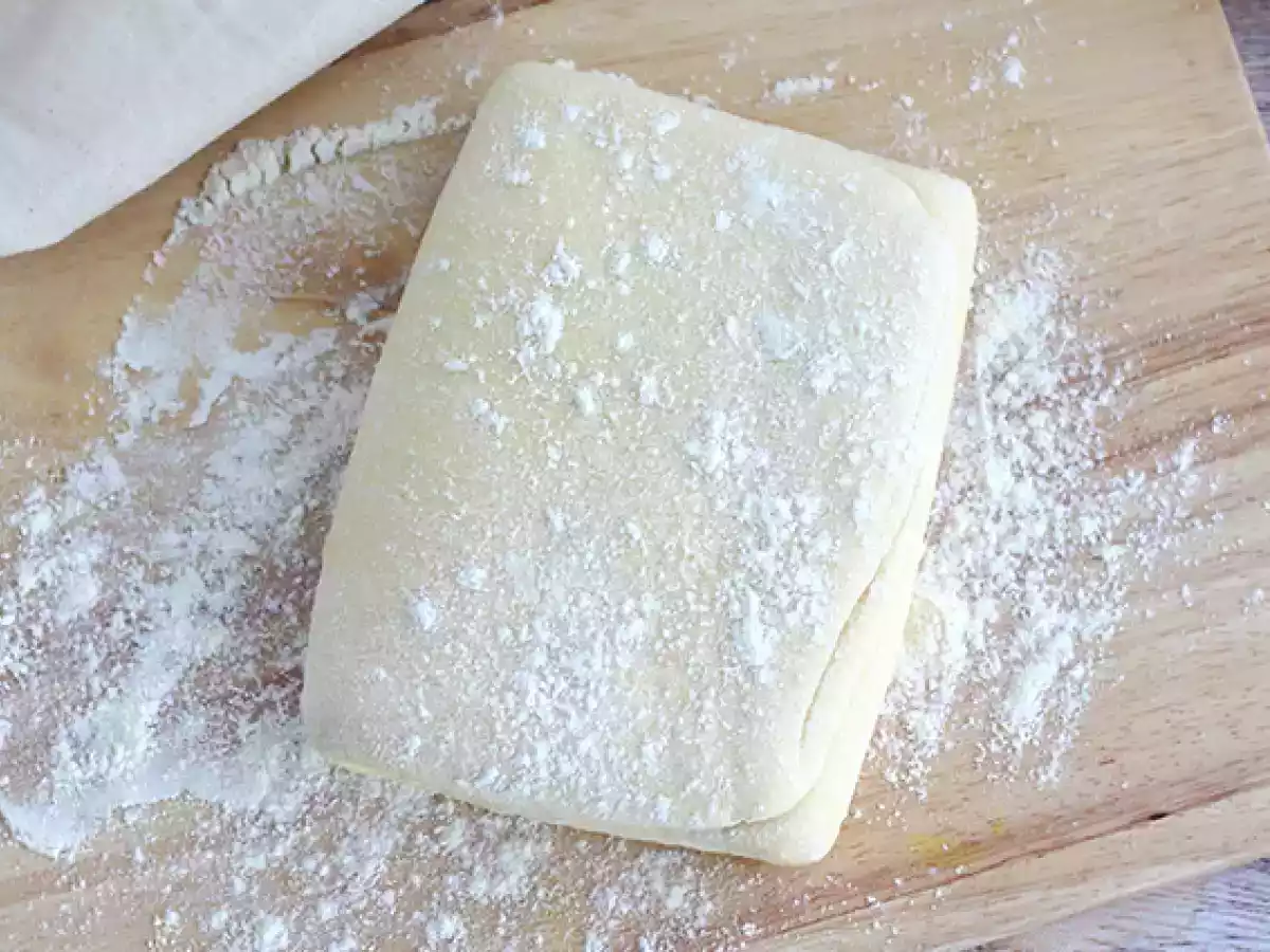 Pasta sfoglia, la ricetta spiegata passo a passo - foto 4