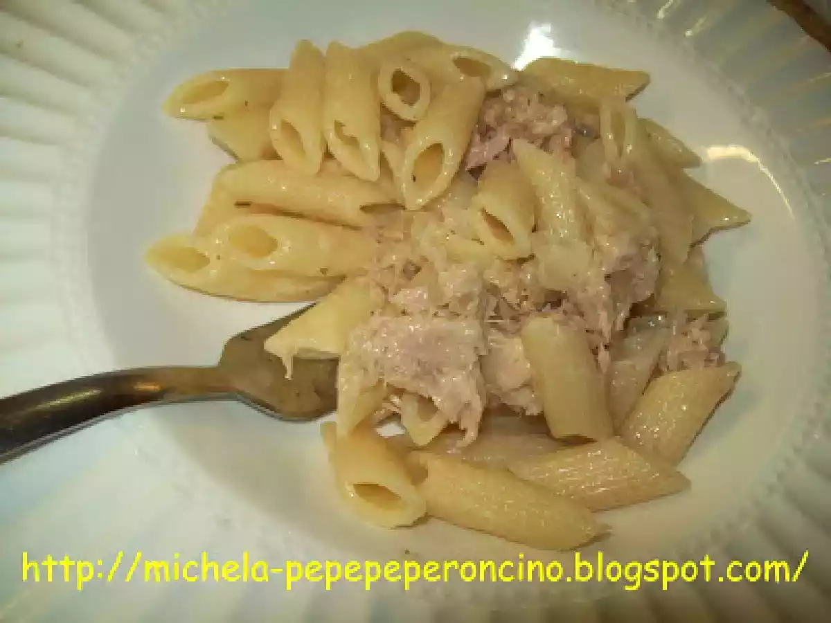 PASTA TONNO E FETA
