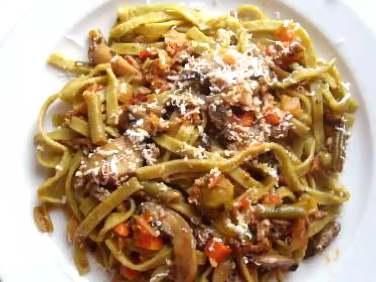 Pasta verde fresca sfiziosa