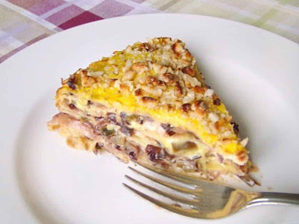 PASTICCIO DI CRESPELLE CON RADICCHIO, CARCIOFI E SALSA ALLO ZAFFERANO - foto 2