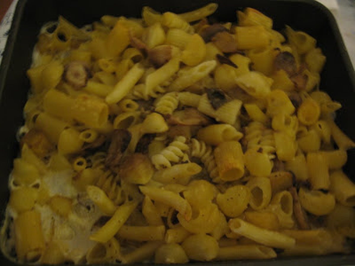 Pasticcio di pasta funghi e patate