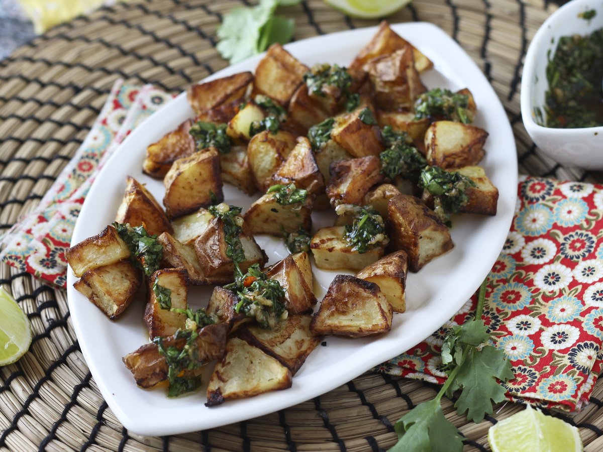 Patate al forno con salsa chimichurri - foto 4