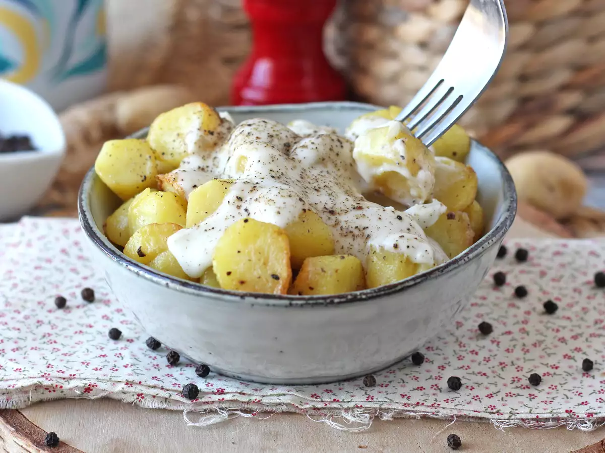 Patate cacio e pepe cremose al forno: il contorno facile che fa impazzire tutti! - foto 2