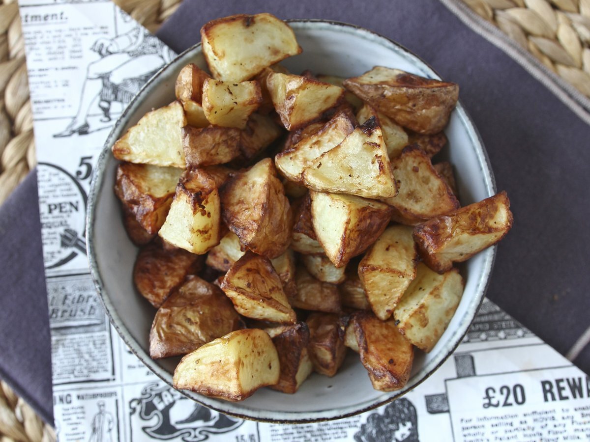 Patate in friggitrice ad aria: croccanti e saporite! - foto 6