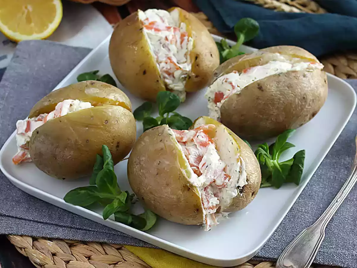 Patate ripiene con salmone affumicato e philadelphia - foto 2