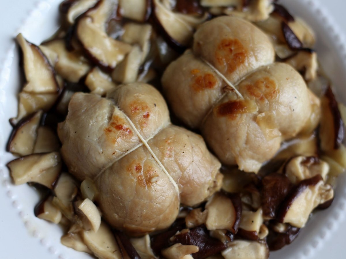 Paupiettes di maiale, gli involtini di carne gustosi e facili da preparare - foto 3