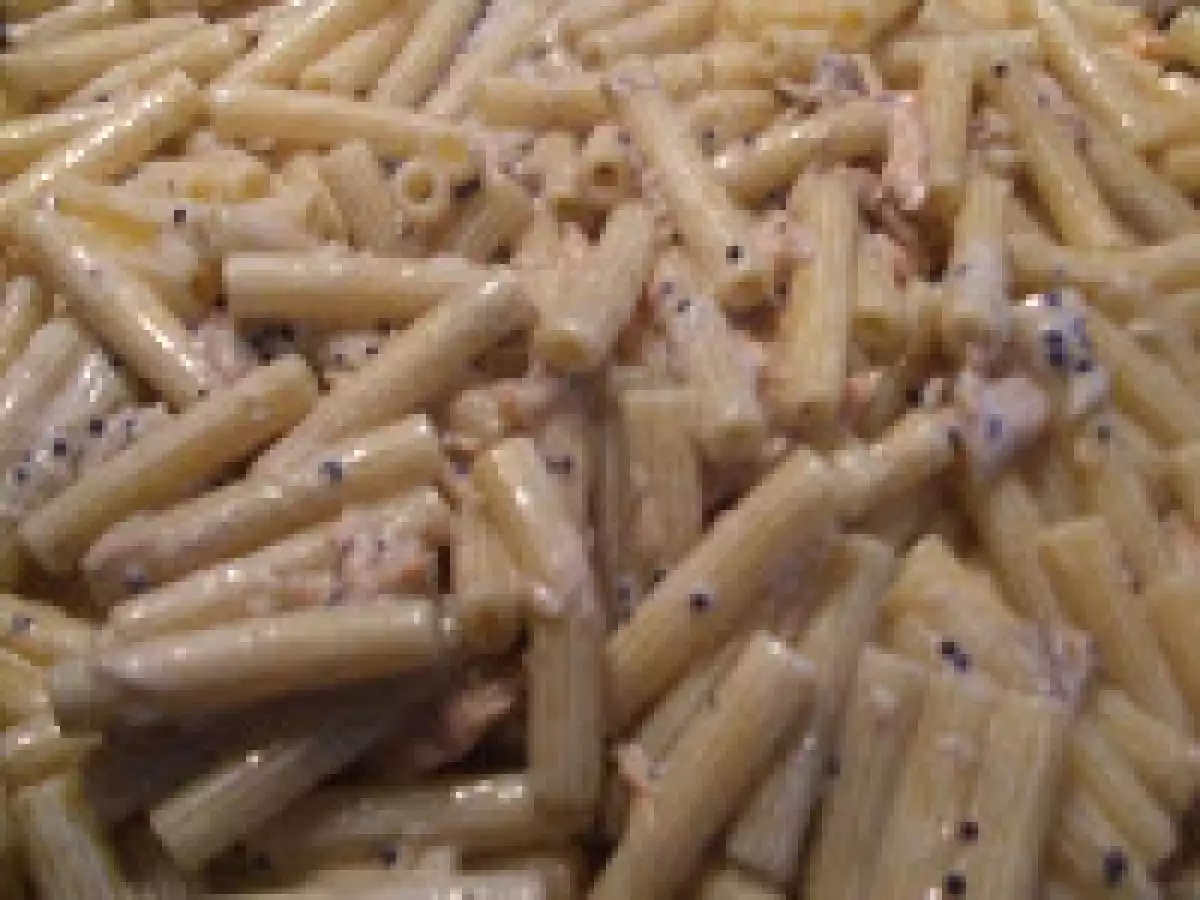 Penne al salmone e caviale (dello zar)