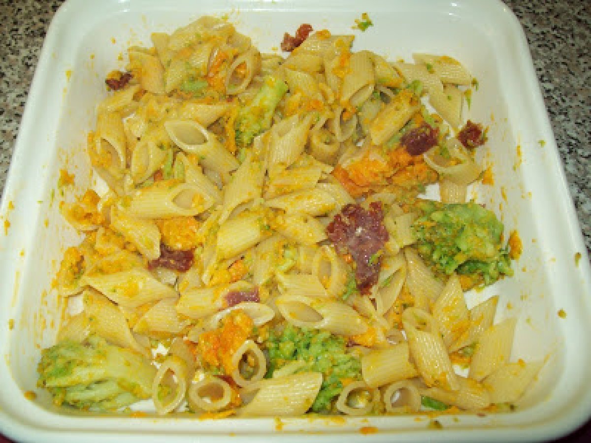 PENNETTE CON BROCCOLI E ZUCCA