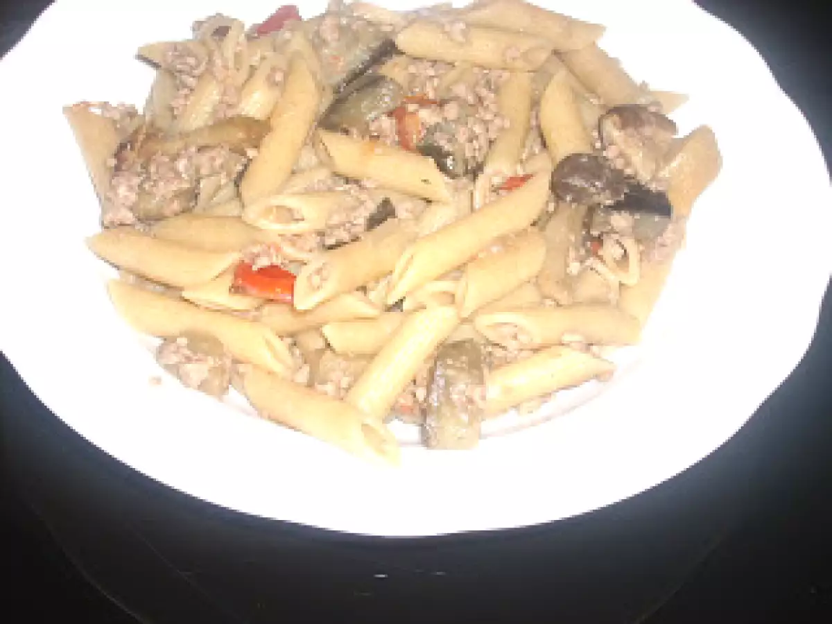 Pennette integrali con melanzane e funghi - foto 3