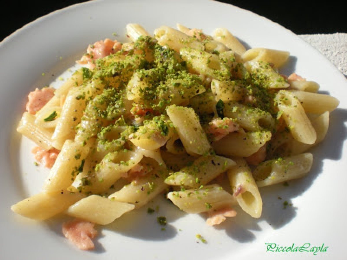 Pennette Salmone e Pistacchi