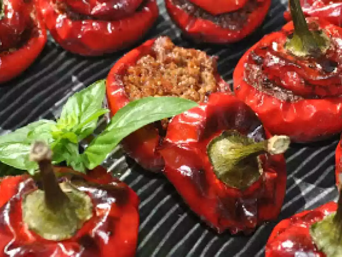 Peperoncini Piccanti ripieni con Carne al Chili