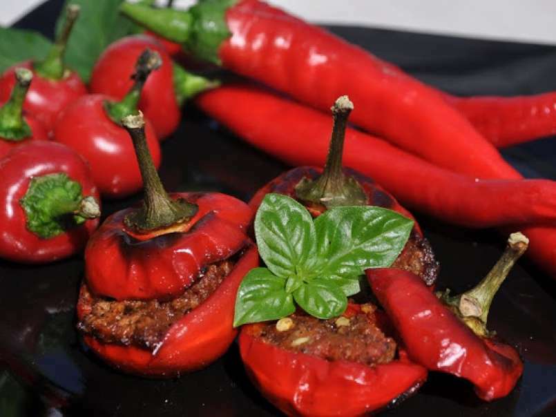 Peperoncini Piccanti ripieni con Carne al Chili - foto 3