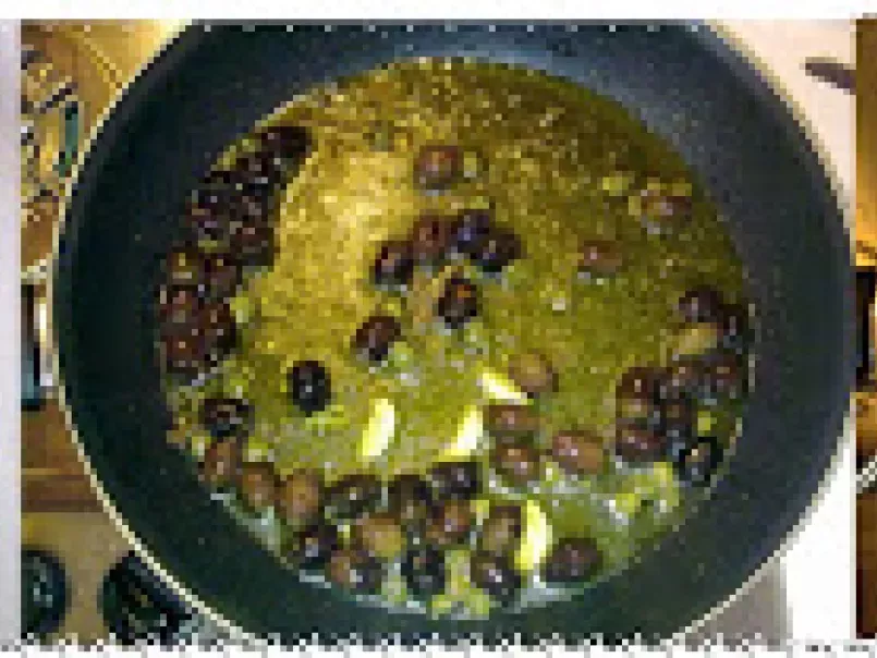 Peperoni con olive nere, capperi e acciughe - foto 2