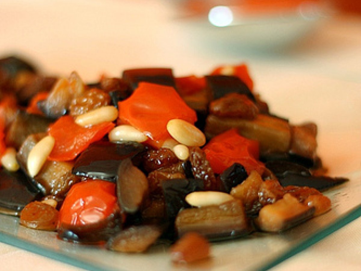 Peperoni e melanzane in agrodolce