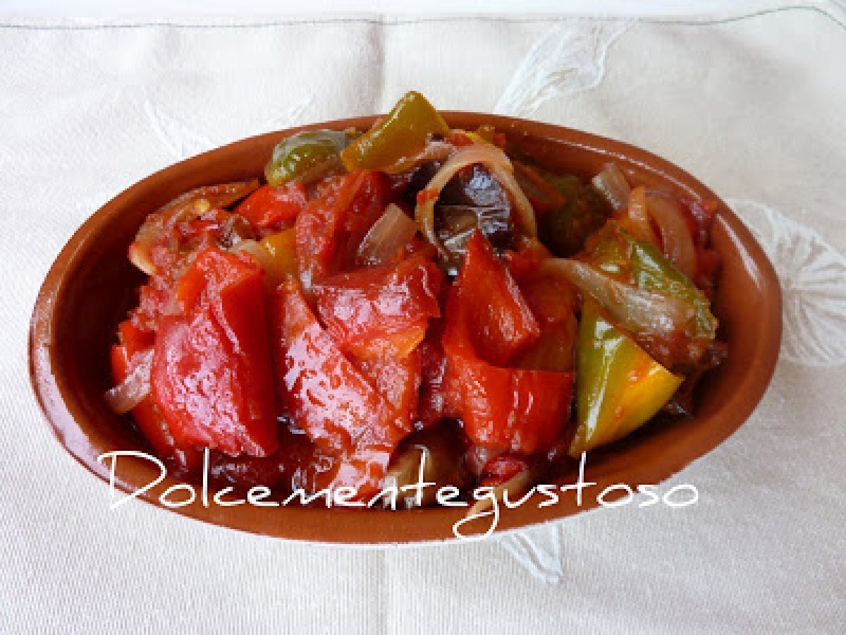 Peperoni e melenzane in agrodolce