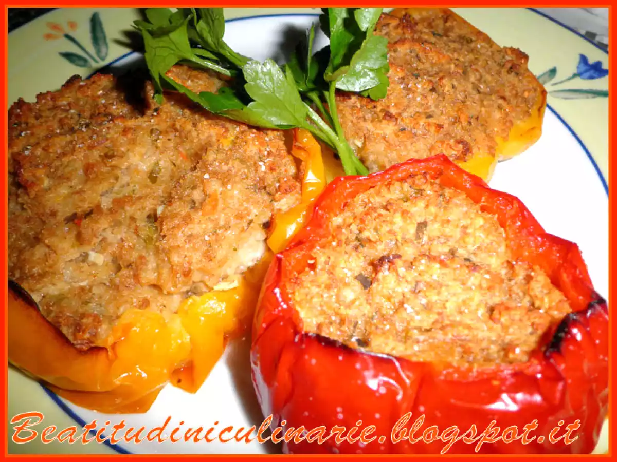 Peperoni ripieni al tonno e capperi
