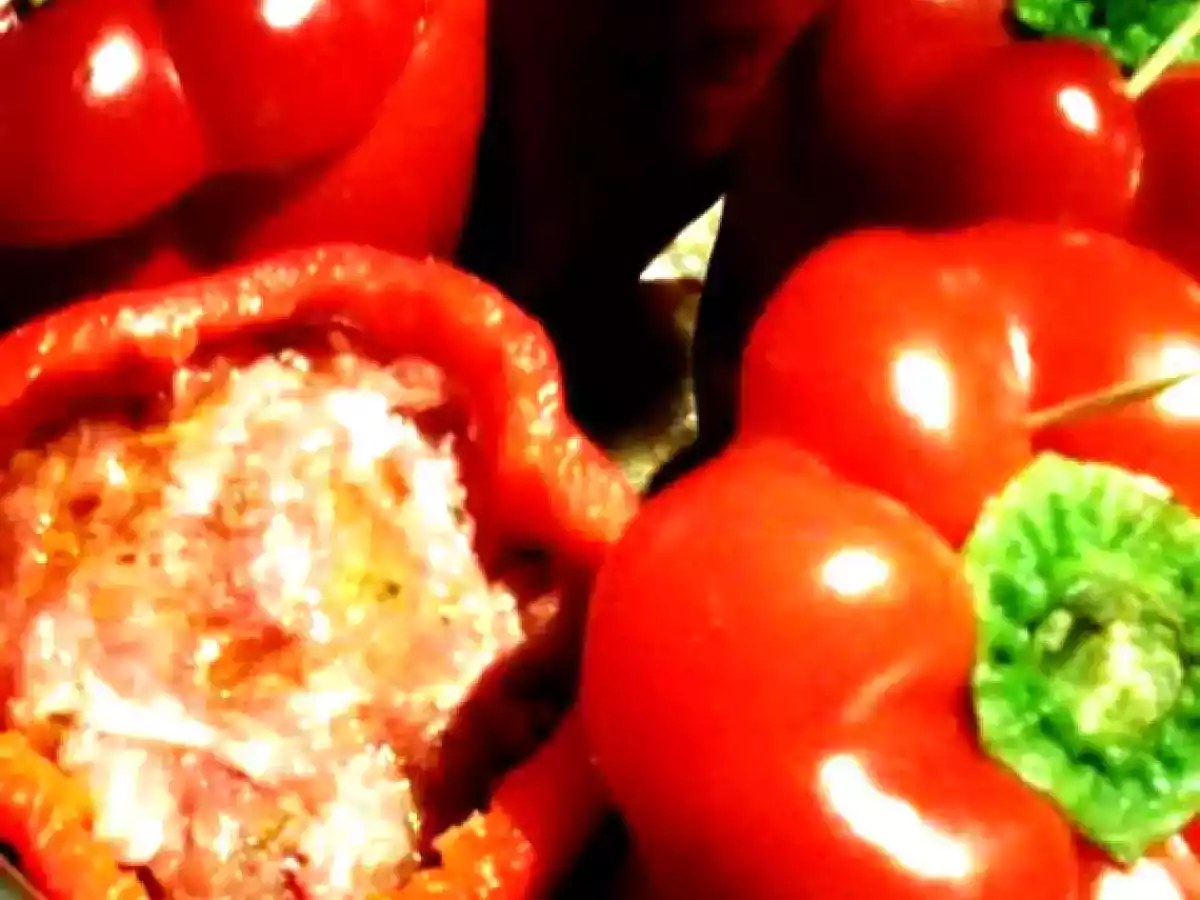 Peperoni ripieni di carne tritata - ricetta della domenica