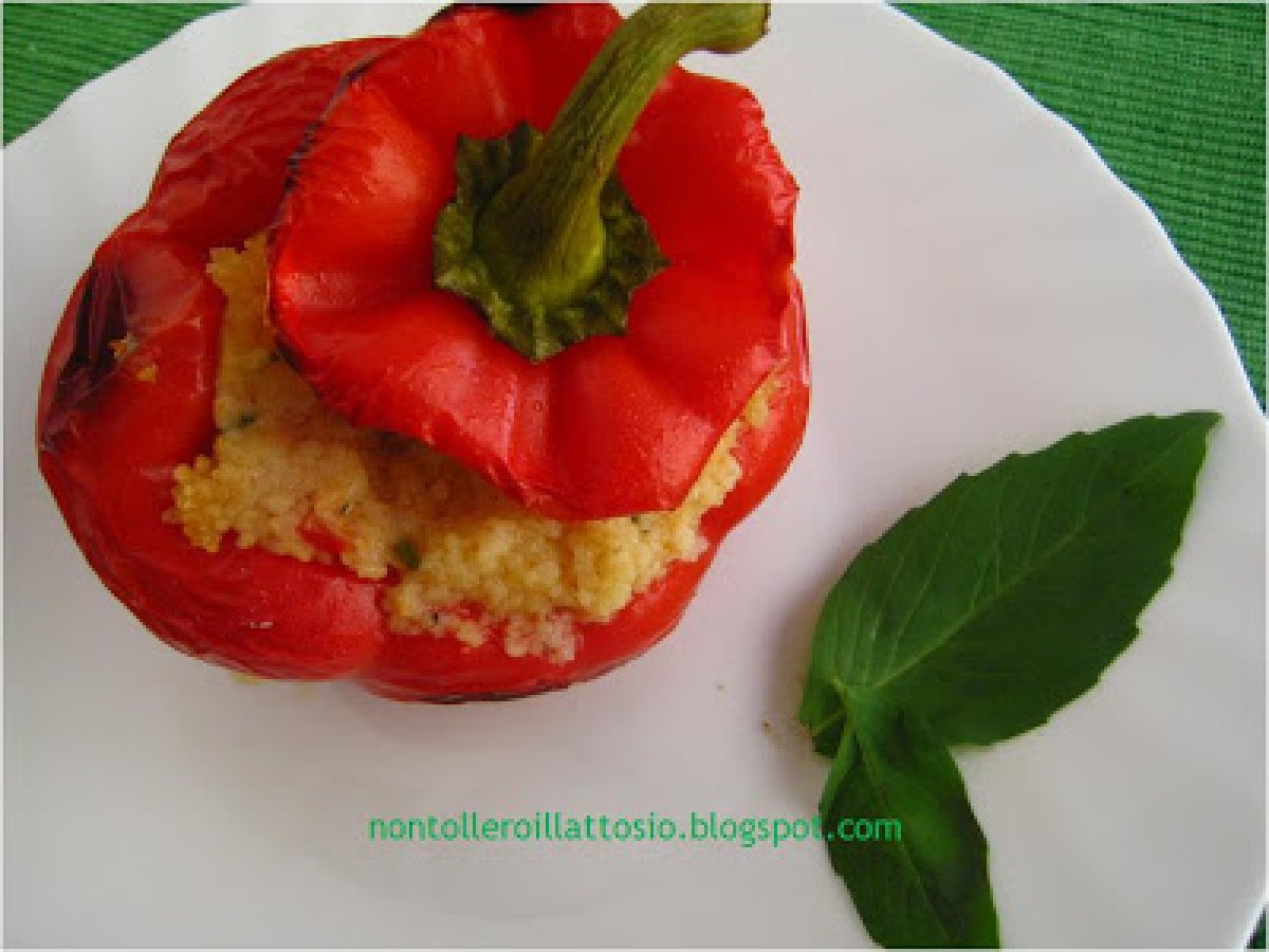 Peperoni ripieni di cous cous e tonno