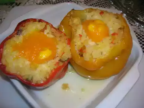 Peperoni ripieni di riso e scamorza