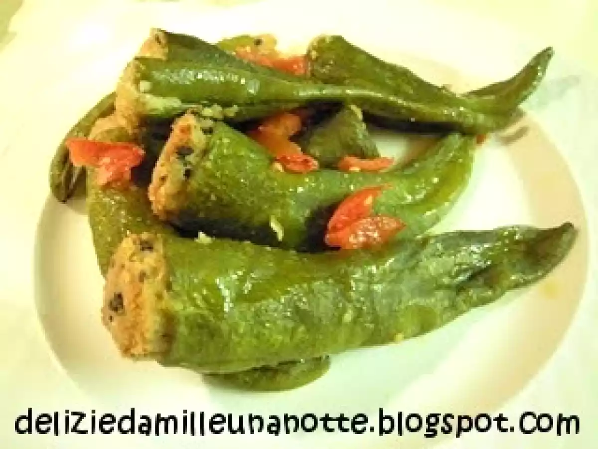 PEPERONI RIPIENI DI TONNO